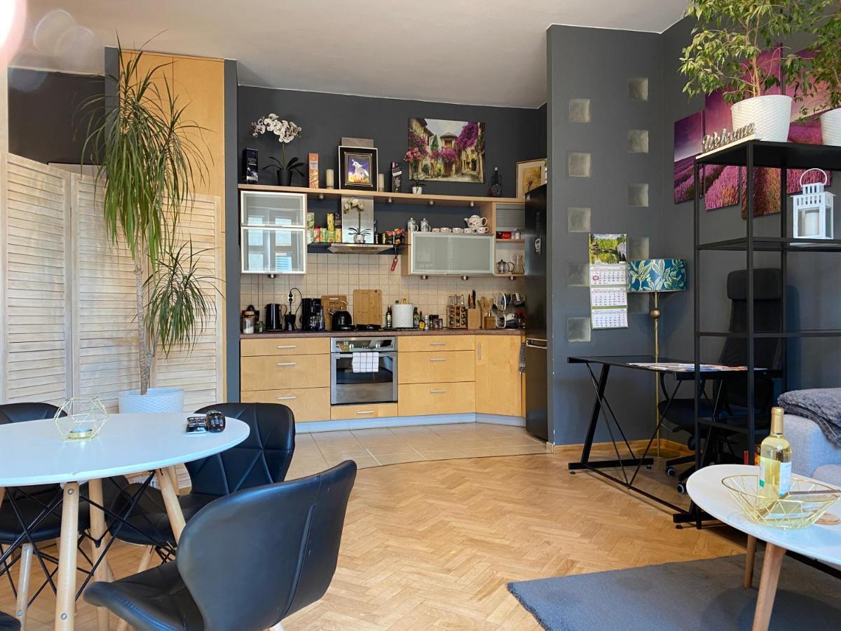 Apartament Przy Plazy W Centrum Gdyni - Prywatny Parking! 格丁尼亚 外观 照片
