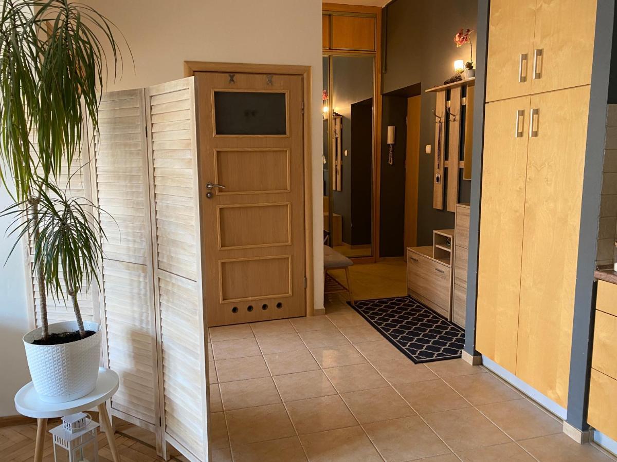 Apartament Przy Plazy W Centrum Gdyni - Prywatny Parking! 格丁尼亚 外观 照片